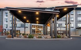 Best Western Premier Peppertree Inn at Bend